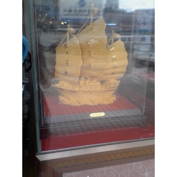 周六福珠宝之深圳岗头店镇店之宝    