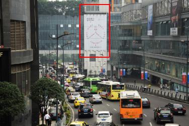 重庆市商场媒体观音桥商圈环道红鼎国际下穿道墙体多面翻编号：CQMG-CQ-002