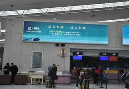 福州机场国内换票大厅 户内灯箱 编号：Ae17