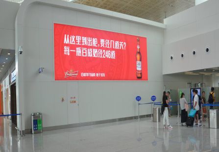 厦门机场 二楼办票出发安检口侧墙 墙面灯箱 编号：YSW-XM-APT4-F2DD-LW03