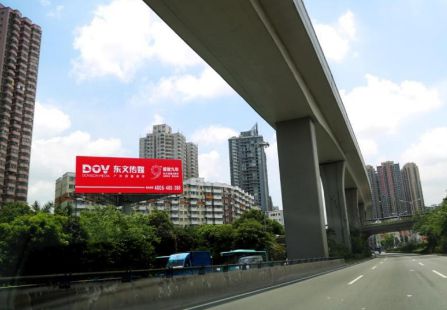 广东深圳市交通路网媒体龙岗大道大芬立交北行立柱编号：DOV-SZ-026