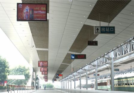 重庆市火车站媒体重庆北站南广场媒体-一号站台灯箱编号：CQN-ZTD1~ZTD2
