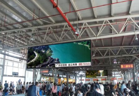 重庆市火车站媒体重庆北站南广场媒体-三四候车厅灯箱编号：CQN-JHD1~JHD2