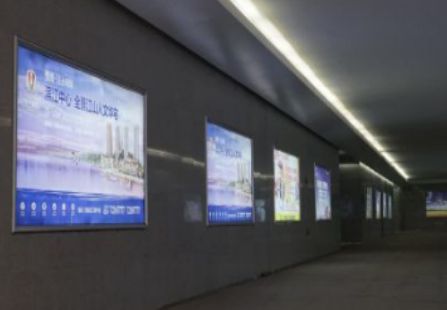 四川 涪陵北站-进站通道 嵌入式灯箱 编号：PLB-005