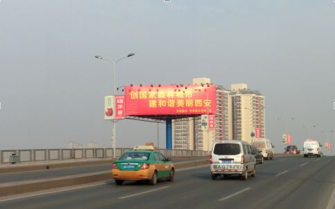 陕西省西安市交通路网媒体东三环官厅立交桥西北角立柱 编号：YTCM-002