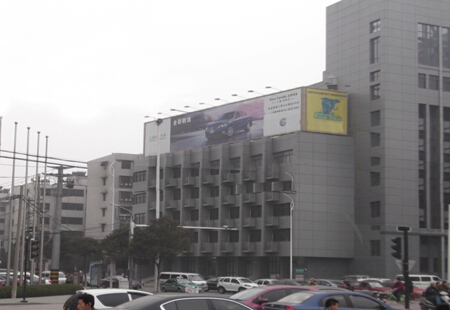 徐州 西安南路与建国西路交叉口，市工商局东侧楼顶 三面翻     编号：HTCM-XZ-025