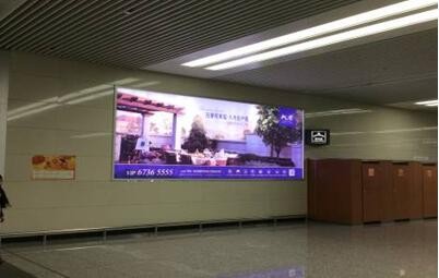 石家庄 机场一楼到达手推车处 灯箱  编号：GCCM-STC-06