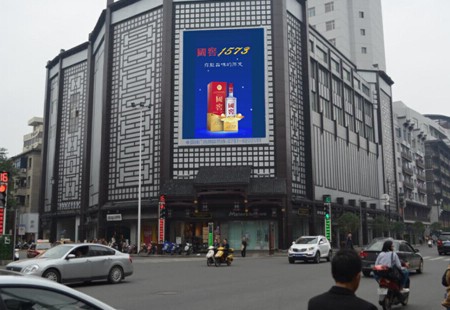 赣州  赣州市文清路与青年路交汇处      LED    编号：ZSCM-GZ-072