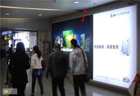 北京市机场媒体首都国际机场T2航站楼国内出发通廊灯箱编号：WMLH-BJ-014