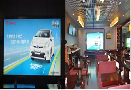 重庆市机场媒体重庆江北国际机场航站楼出发层隔离区B、C指廊（三层）灯箱编号：AM-CQ-006