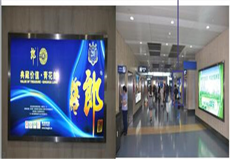 重庆市机场媒体重庆江北国际机场航站楼出发层隔离区B、C指廊（三层）灯箱编号：AM-CQ-009