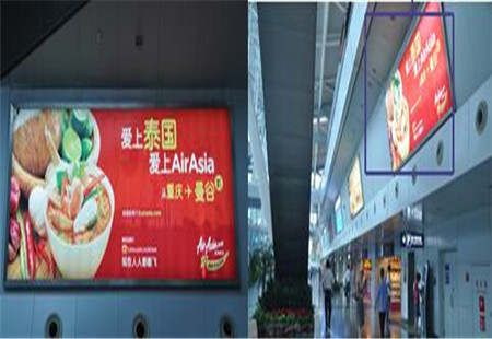 重庆市机场媒体江北国际机场航站楼到达厅迎客厅上方（二层）灯箱编号：AM-CQ-058