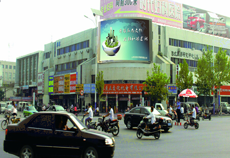 山东德州市写字楼媒体东风中路与马市街 LED 编号：BSDCM-DZ-001