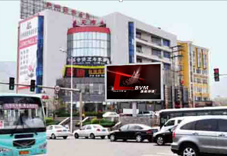 烟台 上夼西路美食街南头与红旗中路交汇处 LED  编号：GDHWCM-YT-001