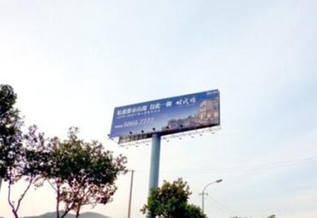 山东青岛市交通路网媒体黑龙江路（原308国道）立柱编号：AHRZ-QD-007