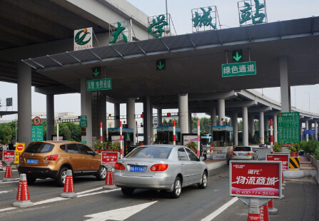 广东高速公路 大学城收费站  灯箱 编号：SDCM-GD-009