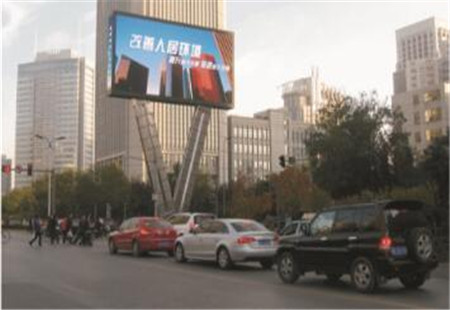 陕西西安市交通路网媒体西高新高新路科技路十字向西LED编号：HHXT-SX-003