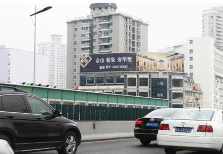 上海市交通路网媒体延安高架南侧定西路西侧楼顶大牌编号：CG-SH006
