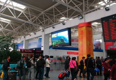 兰州 机场国内进站口安检处 全彩LED显示屏 DFYF-LZ-001