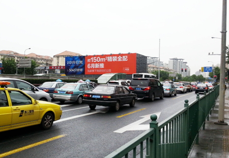 上海市交通路网媒体浦东新区张杨路金桥路交叉口（地铁6号线民生路站）看板编号：CG-SH047