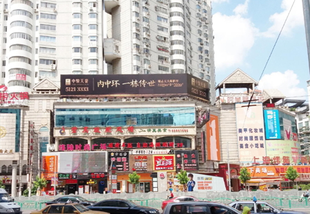 上海市交通路网媒体普陀区长寿路468号常德路交界楼顶大牌编号：CG-SH055