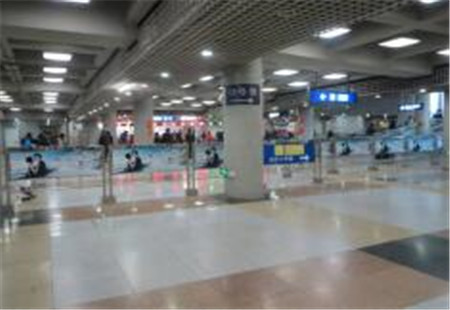 北京市 地铁媒体 房山线AT级别站进出口通道或换乘站换乘通道内 导流看板 编号：JZSS-BJ-040