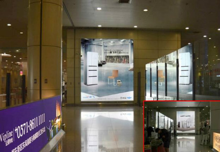 郑州 新郑国际机场到达厅出口两侧墙面灯箱 编号：YSW-ZZ-061