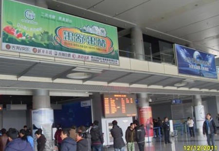 威海 大水泊国际机场机场出发大厅 单面灯箱 编号：GCCM-WD-L4