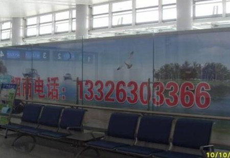威海 大水泊国际机场国际厅大厅上空（南） 双面灯箱 编号：GCCM-WDT-1