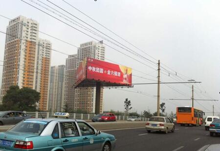 山东青岛市 交通路网媒体 杭—鞍高架与杭州路立交桥 三面立柱 编号:DDCM-QD-016