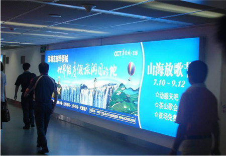 广东深圳市机场媒体深圳宝安国际机场A到达厅推荐位置灯箱编号：JCGG-SZ-045