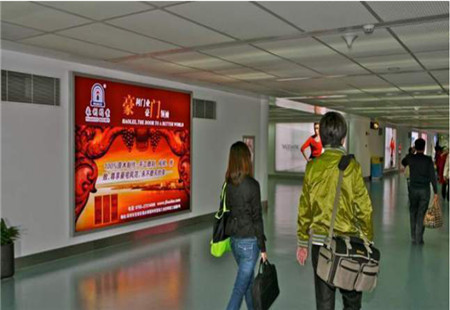 广东深圳市机场媒体深圳宝安国际机场A到达厅推荐位置灯箱编号：JCGG-SZ-062