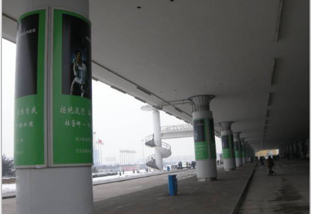陕西省西安市机场媒体西安机场2号航站楼一层外廊包柱灯箱 编号：B23-36