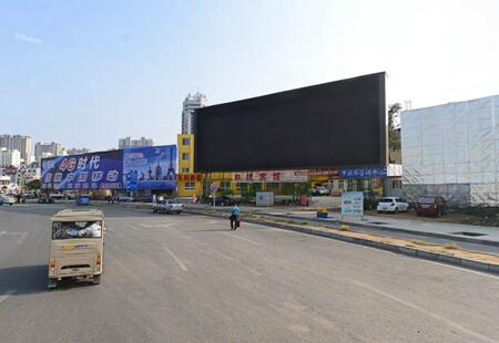 河北秦皇岛市 火车站媒体 秦皇岛市北环路与迎宾路交口火车站广场 LED显示屏     编号：JSGG-QHD-001