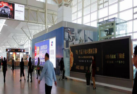 江苏省无锡市  机场媒体  硕放机场国内T2出发层候机厅西侧顶头、自动扶梯背面、中转区旁（可贴纸）、远机位  灯箱  编号：CF-J-01、02、04   CF-K-07、08(背)