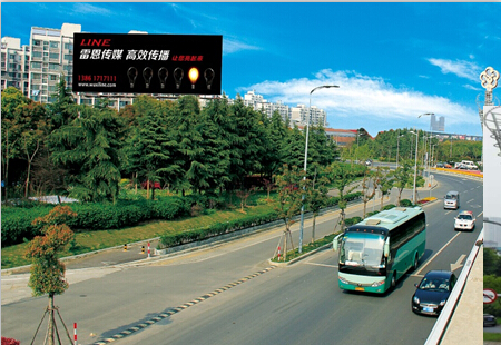 江苏无锡市 高速媒体 太湖大道(东)出口 立柱 编号：LECM-WX-007