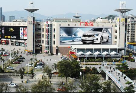 福建福州市 多面翻媒体 福州市万宝商圈万象城广场墙体（正对天桥方向） 三面翻   编号：TMXA-FZ-008