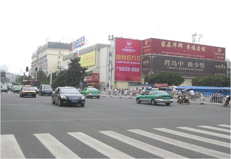 合肥 合肥市蒙城路杏花公园旁墙体大牌（阿奎利亚 ） 墙体广告牌 编号：BQCM-HF-010