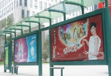广东广州市公交媒体公交站点候车亭灯箱编号：LFCM-GZ-004