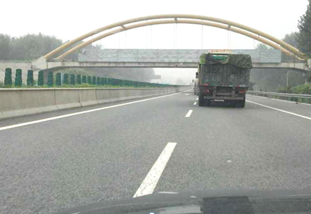 河北省高速媒体京张高速、宣大高速交口 立柱  编号：HSCM-HB-026廊涿高速K23 高速高架桥桥面 编号：HSCM-HB-027