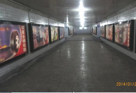 吉林通化市通化站 灯箱媒体 出站通道 滚动灯箱  编号：BCXK-TH-001