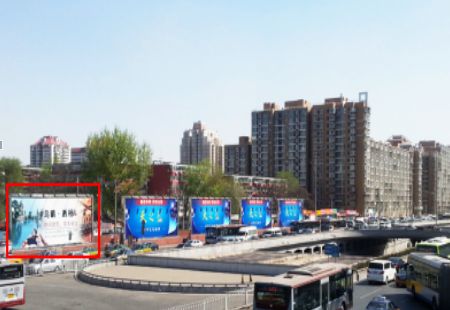 北京市交通路网媒体北京西站站前广场大牌编号：BYZT-BJ-东侧001