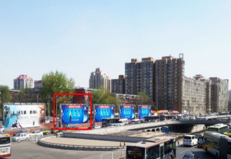 北京市交通路网媒体北京西站站前广场大牌编号：BYZT-BJ-东侧002
