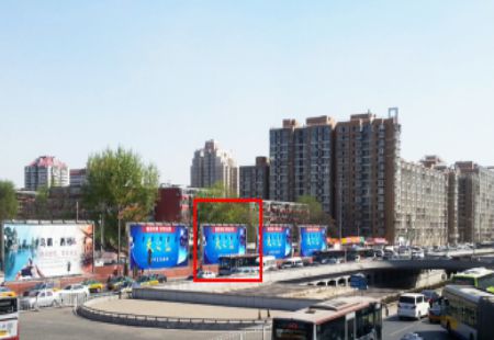 北京市交通路网媒体北京西站站前广场大牌编号：BYZT-BJ-东侧003