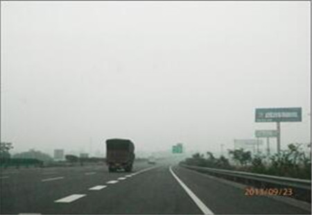 河南高速媒体连霍高速洛阳段立柱编号：SDWH-HN-017