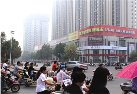 河南洛阳市交通路网媒体王城大道与唐宫路交叉口东南角楼顶三面翻编号：SXGG-LY-011