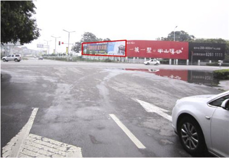 河南洛阳市交通路网媒体洛阳市市机场路与华山北路交叉口西南角看板编号：SXGG-LY-023