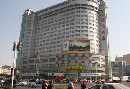 新疆乌鲁木齐市写字楼媒体腾飞大厦楼体正面LED编号：ZHX-WLMQ-007