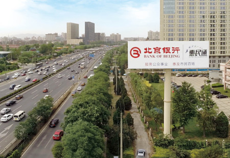 北京交通路网媒体西四环岳各庄北桥东南角立柱编号：BQHW-BJ-001