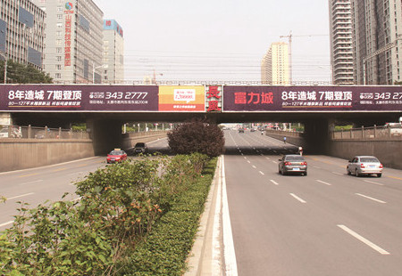 山西太原市交通路网媒体长风东街跨线桥编号：DHTX-TY-013